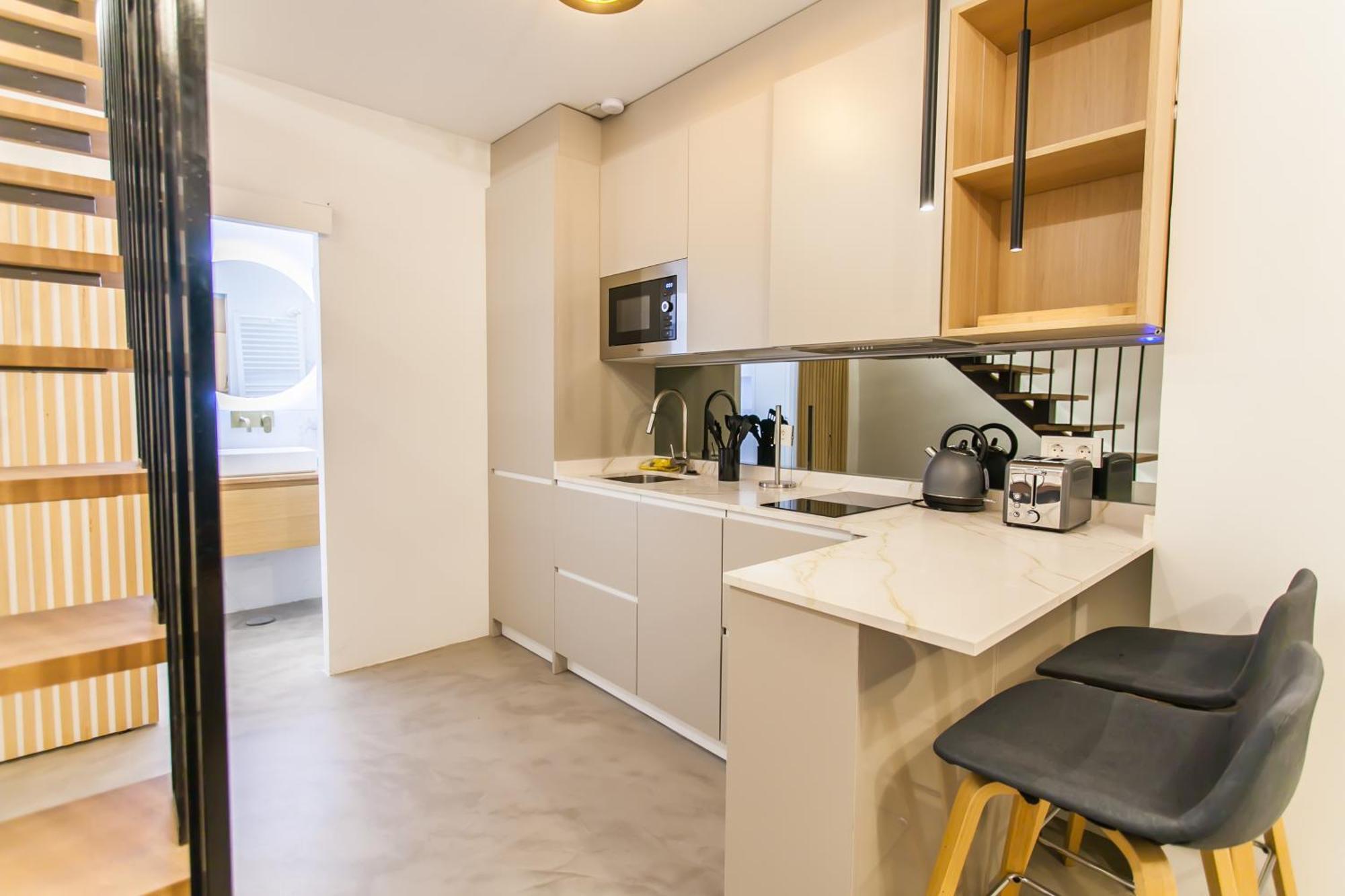 Ferienwohnung Guernica Luxury Duplex - Location, Light, And Art Madrid Exterior foto
